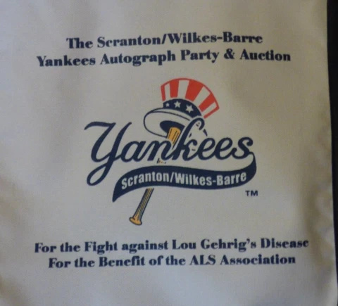 Scranton/Wilkes-Barre Yankeesi Ziippered Tote Bag Autograph Party & Auction Cover