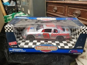 1995 Ertl American Muscle Goodwrench 1:18 Silver Monte Carlo #3 DALE EARNHARDT - Picture 1 of 6