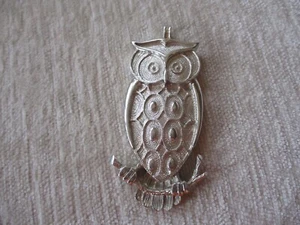 Vintage Park Lane Owl 3.25" Pendant Silvertone - Picture 1 of 8
