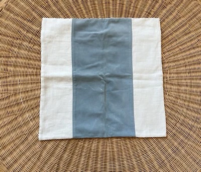 Funda de almohada Serena & Lily North Lake - azul costa Foto 1 de 4