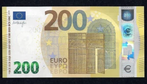 ITALY 200 EURO BANKNOTE, VERY RARE - COLLECT OR SPEND, HOLIDAY MONEY 2019 98 - Picture 1 of 2