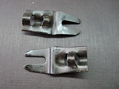 2 piezas clips de arco para techo trasero NORS para 66 67 68 69 70 Oldsmobile Toronado Foto 1 de 4