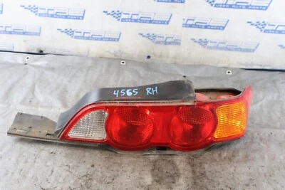 Conjunto de luces traseras laterales del pasajero derecho Acura RSX Type S DC5 K20A2 2003 #4565 Foto 1 de 4