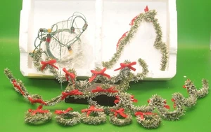 HAWTHORNE VILLAGE LIGHTED CHRISTMAS LIGHTS + 4 GARLAND + 5 WREATHS NO BOX (READ) - Picture 1 of 1