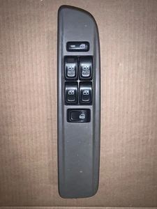 02-05 Interruptor de ventana Envoy Master Driver + Bisel OEM 15204690 - Imagen 1 de 5