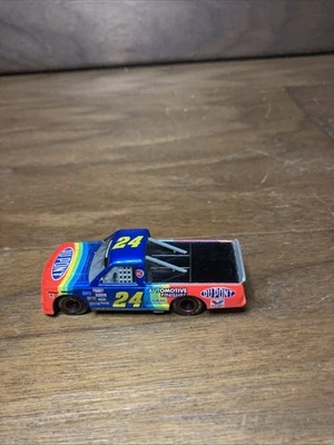 NASCAR Super Truck Series #24 Jeff Gordon Dupont 1:64 Die Cast by Craftsman 1995 Foto 1 de 4