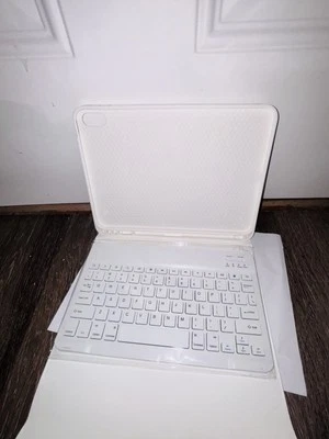 Funda con teclado iPad Bluetooth para 11" Pro/Air blanco - EE. UU. Foto 1 de 4