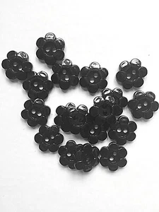 20 X GLOSSY BLACK 18 MM. 2-HOLE FLOWER / DAISY BUTTONS - Picture 1 of 3