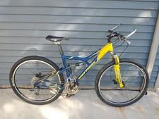 gary fisher carbon fiber mountain bike