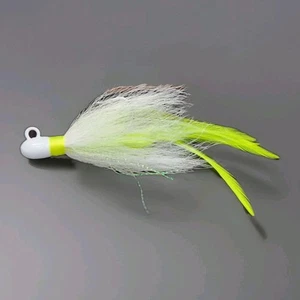 1oz White Bucktail Jig With Charetreuse Feathers And Flash - Picture 1 of 2