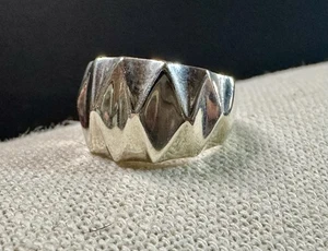 Vintage 925 Sterling Silber Ring Größe 8 - Pyramiden Ohrstecker Design - gestempelt - Bild 1 von 12