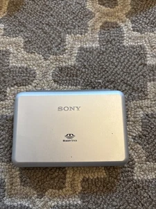 Sony Memory Stick carrying Case - Picture 1 of 3