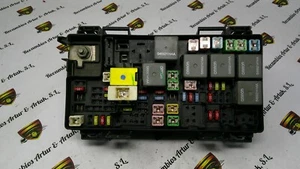 Caja de fusibles Chrysler Grand Voyager 04692290AC - Bild 1 von 3