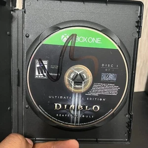 Diablo 3 Reaper Of Souls Ultimate Evil Edit (Xbox One) DISC ONLY - Picture 1 of 2