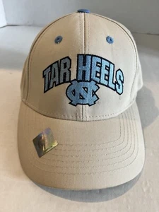 North Carolina Teer Heels brandneu mit Etikett "Dad" Mütze verstellbar khaki/blau - Bild 1 von 9