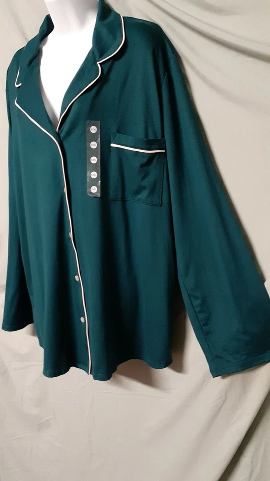 Top de pijama verde Alfani SOLO manga larga 3XL 54" BUSTO  Foto 1 de 4