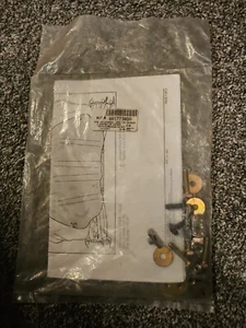 BRP SKI DOO 861773600 KIT DE FIJACIÓN DE PLACA DE DESLIZAMIENTO NUEVO J - Imagen 1 de 2