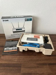 D-Link DIR-855 Xtreme N Duo Media Router Gaming HD Video, 2 WiFi- 1 Router Oled - Picture 1 of 13