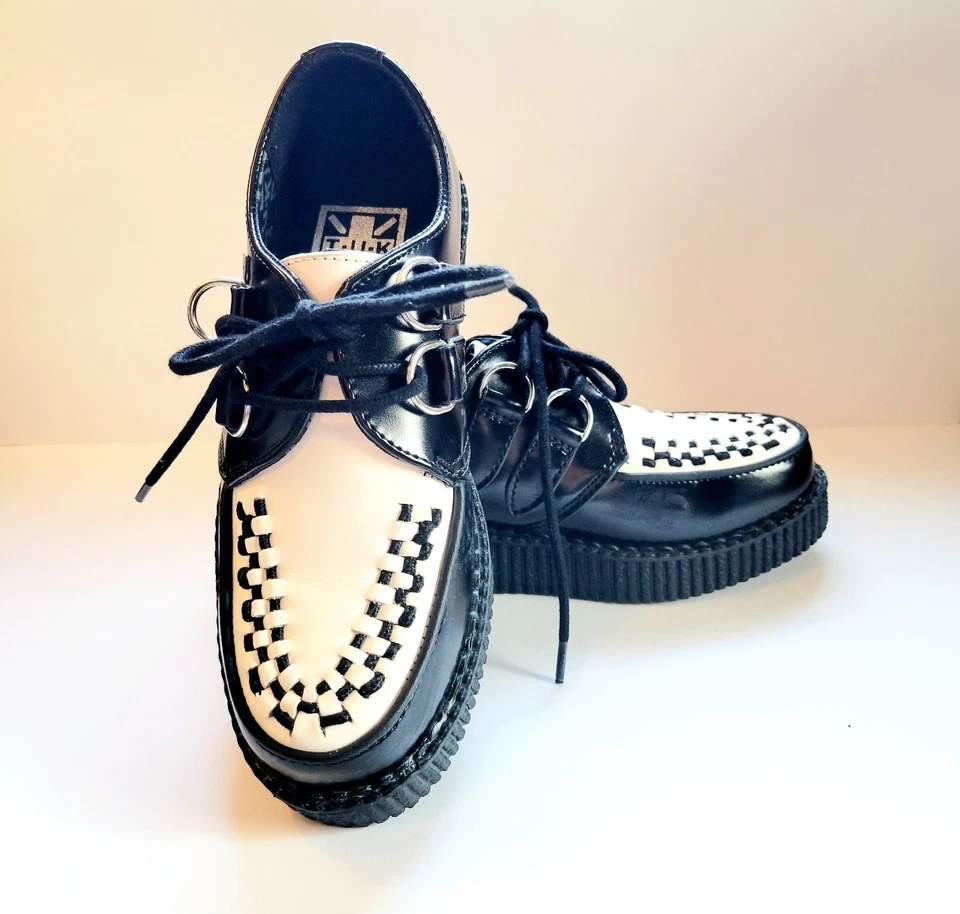 T.U.K Clásico Cuero Blanco y Negro Mondo Viva Plataforma Creepers Unisex M4 W6 Foto 1 de 4