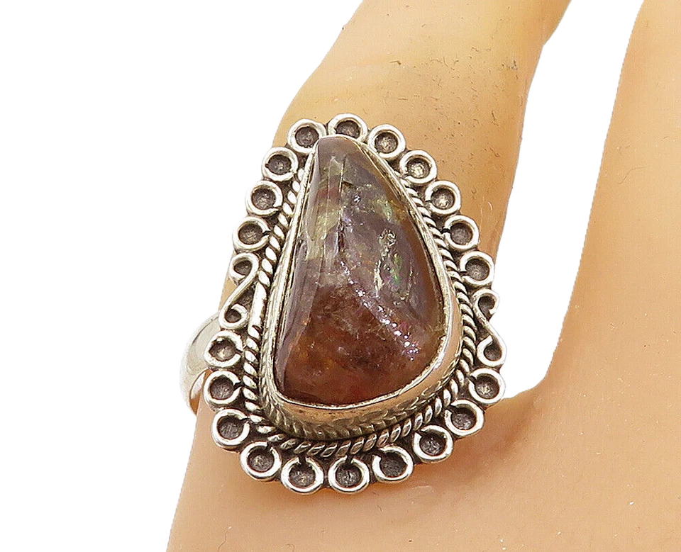 Anillo de cóctel de plata esterlina 925 marrón ámbar remolino giro talla 8,5 RG8009 Foto 1 de 4