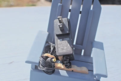 JVC - AC-V11U - OEM - CAMCORDER - 5.2V - MAIN CHARGER - TESTED - Image 1 of 3