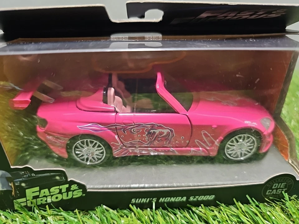 Coche diecast Jada Fast & Furious Suki's 2001 escala 1:32 Foto 1 de 4