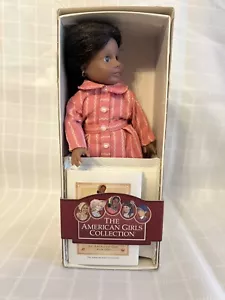 American Girl - Addy Mini Muñeca y Mini Libro Pleasant Company American Girls - Imagen 1 de 14