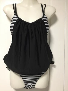 NWT Black and White striped Tankini set, SZ M - Bild 1 von 5