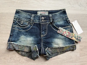 NWT Ed Hardy Womens Wash Denim Shorts - Dark Vintage -SZ 25(1/2) - Picture 1 of 9