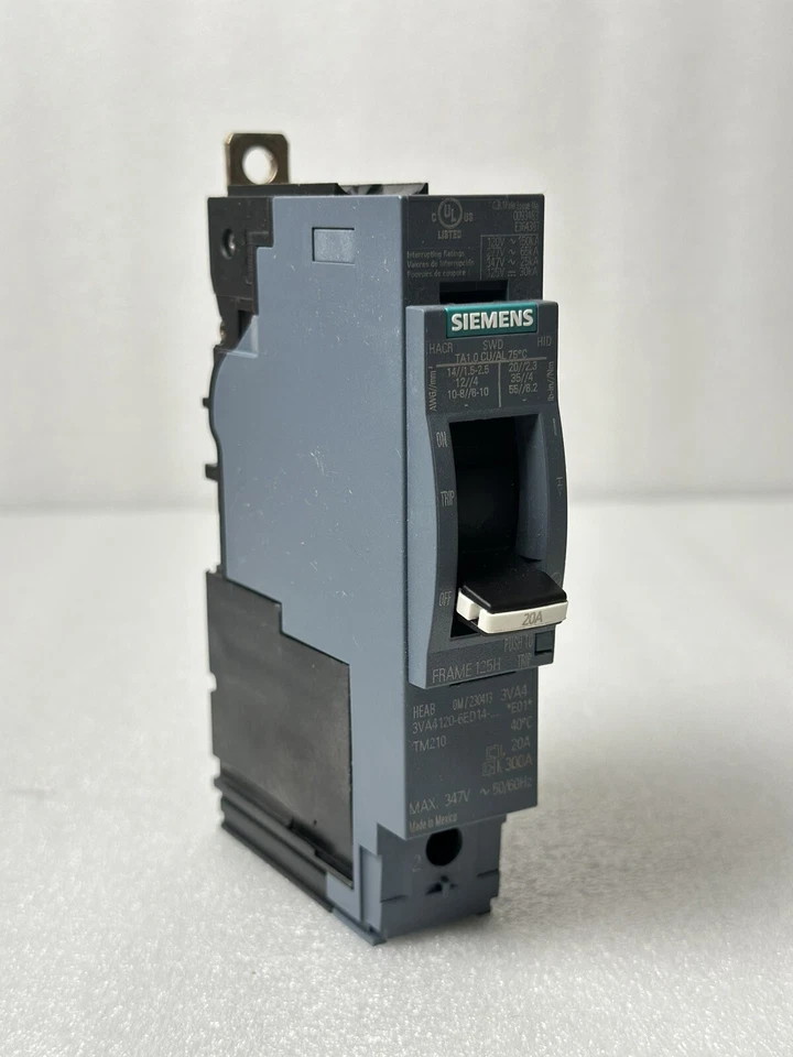 Siemens 3VA4120-6ED14-0AA0 20A 600V 1P Bolt On Circuit Breaker New Takeout - Image 1 of 4