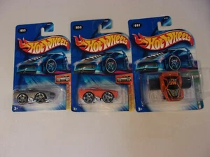 Hot Wheels 2004 First Editions BLINGS 1972 BARRACUDA 2 Colors + FATBAX B-MACHINE - Picture 1 of 6