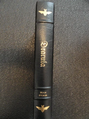 Easton Press Bram Stoker Dracula Collectors Edition Bound in Genuine Leather Foto 1 de 4
