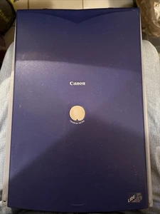 Canon CanoScan N670U Flatbed Scanner - Picture 1 of 15