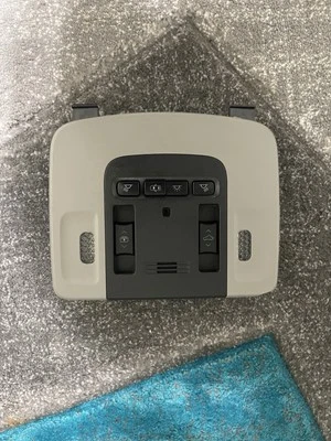 2018-21 TOYOTA CAMRY ROOF OVERHEAD CONSOLE DOME LIGHT LAMP SWITCH W/PAN ROOF OEM - Image 1 of 3