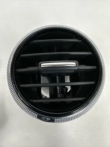 2009-2013 Audi A3 Dash Air Vent Gloss Black Ring Silver 8P OEM 8P0820901 🔥🚙🚙 - Picture 1 of 4