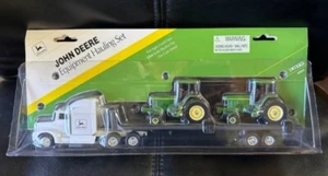 John Deere Semi w/Tractors 1/64 Scale - Picture 1 of 1