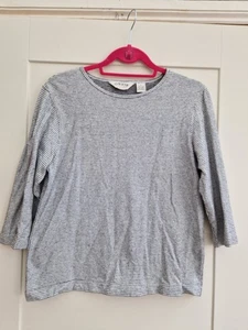 Ladies Top S - Picture 1 of 2