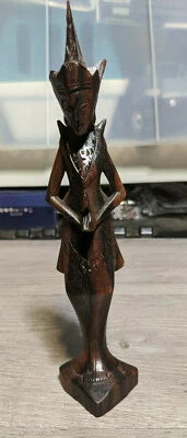 Estatua de madera tallada a mano de ángel de la guarda tailandesa de 8,7" Foto 1 de 4