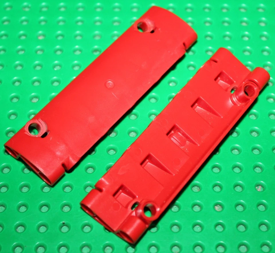 2 x Lego Technic Red Panel Fairing ref 62531 sets 8996 8109 8258 8943 8077 - Photo 1/1