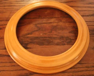 Vintage Wood Plate Frame Holder Van Hygan & Smythe Light Brown Round 11" - Picture 1 of 5