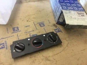 GENUINE PEUGEOT 306 MK1 Behr HEATER CONTROL FACIA PANEL 6451F1 - Picture 1 of 4