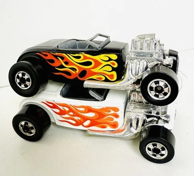 Hot Wheels Blackwall 1977 1981 Street Rodder Black T-Bucket w Flames Hot Rod Lot - Image 1 of 4