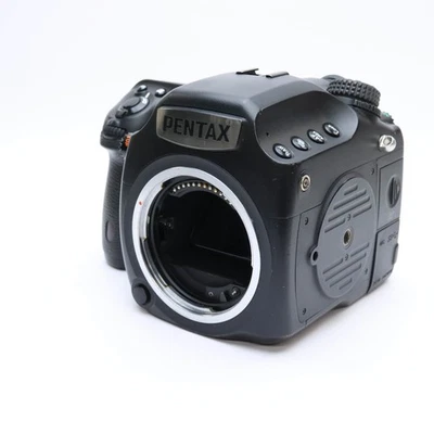 Pentax 645Z Medium Format DSLR Camera Body #203 - Image 1 of 4
