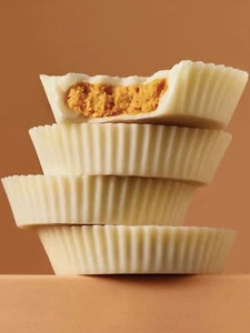 REESE's PEANUT BUTTER WHITE Chocolate SNACK Cups INDIVIDUAL WRAPPED BULK BAG NOW - Picture 1 of 4