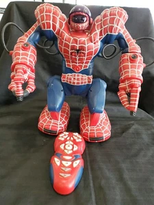 Wowwee Spidersapien Robosapien Spiderman Robot With Controller - Picture 1 of 2