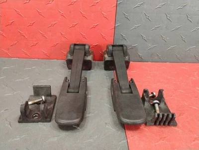 03-07 Conjunto de pestillo de capó Hummer H2 (juego de pestillos negro juego de 2) Foto 1 de 4