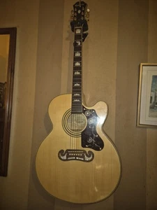 Epiphone EJ-200SCE Jumbo Electro Acoustic Guitar Natural - Picture 1 of 5