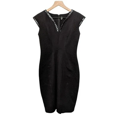 Vestido vaquero Yoana Baraschi para mujer sin mangas cuello en V talla S negro imitación cuero Foto 1 de 4