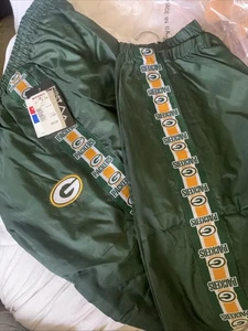 Pantaloni a vento foderati vintage NOS Green Bay Packers First Down NFL XL NUOVI CON ETICHETTE - Foto 1 di 9