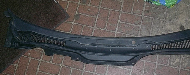 VOLVO C-30 C30 OEM CUBIERTA DE CUBIERTA DE PLÁSTICO TOMA DE AIRE FRESCO 2008-2013 Foto 1 de 1